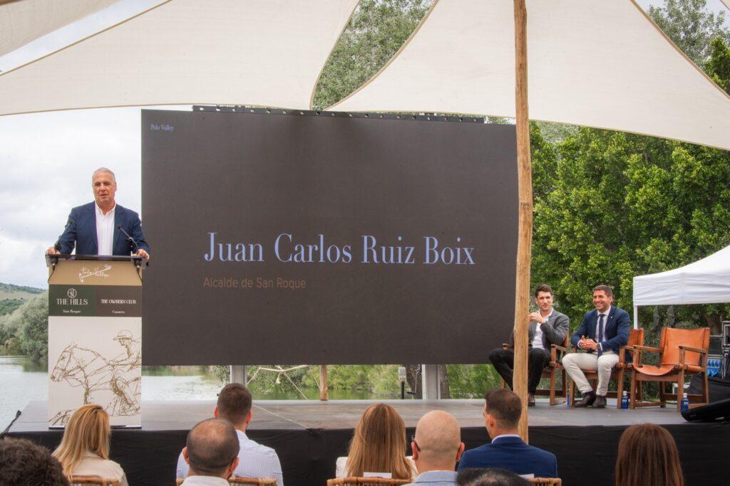 Juan Carlos Ruiz Boix, Mayor of San Roque, delivers a speech at a Sotogrande investment event hosted by Polo Valley.